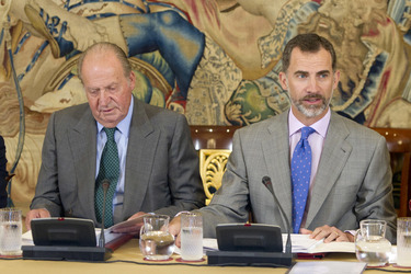 The King of Spain Felipe VI and King Juan Carlos meet with the B
