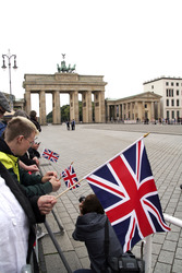 Queen Elisabeth II. besucht das Brandenburger Tor