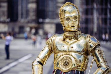 C-3PO und R2-D2 am Kölner Dom