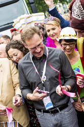 Parade zum 37. Christopher Street Day in Berlin
