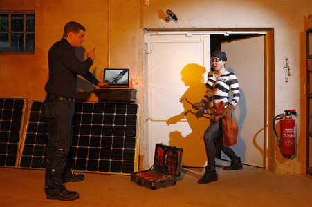 WORKING ART: Sicherheitstechniker /  Electronic Security Technician Bodypainting
