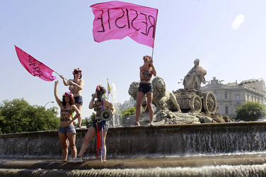 Femen Protest gegen das Knebelgesetz  'Ley Mordaza' in Madrid