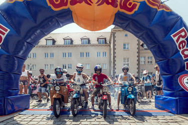 Fun Rennen 'Red Bull Vogelfrei' in Zwickau