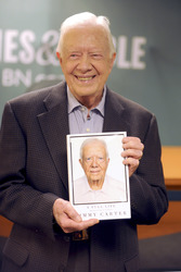 Jimmy Carter signieert seine Memoiren in New York
