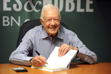 Jimmy Carter signieert seine Memoiren in New York