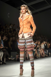 Anja Gockel Fashion Show auf der Mercedes-Benz Week Spring/Summer 2016
