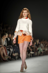 Anja Gockel Fashion Show auf der Mercedes-Benz Week Spring/Summer 2016