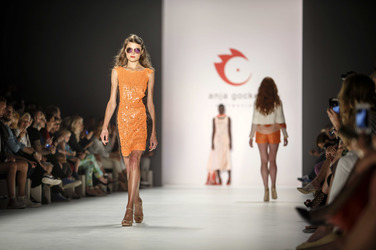 Anja Gockel Fashion Show auf der Mercedes-Benz Week Spring/Summer 2016