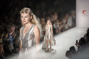 Anja Gockel Fashion Show auf der Mercedes-Benz Week Spring/Summer 2016