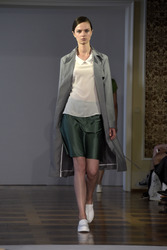 Hien Le Fashion Show auf der Berlin Fashion Week Spring/Summer 2016
