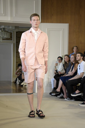 Hien Le Fashion Show auf der Berlin Fashion Week Spring/Summer 2016