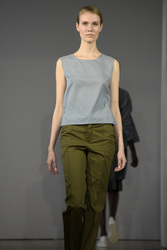 Hien Le Fashion Show auf der Berlin Fashion Week Spring/Summer 2016