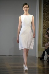 Hien Le Fashion Show auf der Berlin Fashion Week Spring/Summer 2016