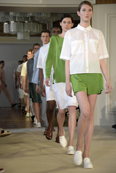 Hien Le Fashion Show auf der Berlin Fashion Week Spring/Summer 2016