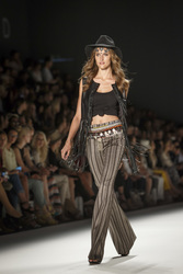 Dimitri Fashion Show auf der Mercedes-Benz Fashion Week Spring/Summer 2016