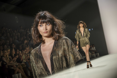 Dimitri Fashion Show auf der Mercedes-Benz Fashion Week Spring/Summer 2016