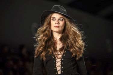Dimitri Fashion Show auf der Mercedes-Benz Fashion Week Spring/Summer 2016
