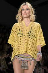 Dimitri Fashion Show auf der Mercedes-Benz Fashion Week Spring/Summer 2016