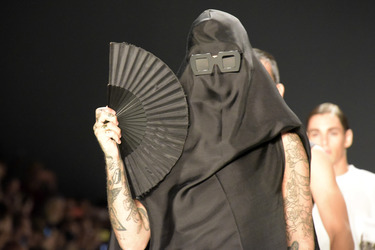 Sadak Fashion Show auf der Mercedes-Benz Week Spring/Summer 2016