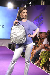 Love & Happiness by Manou Lenz Fashion Show auf der Berlin Fashion Week Spring/Summer 2016