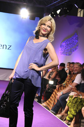 Love & Happiness by Manou Lenz Fashion Show auf der Berlin Fashion Week Spring/Summer 2016