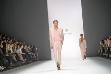 Shai Shalom Fashion Show auf der Mercedes-Benz Fashion Week Spring/Summer 2016