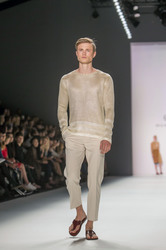 Shai Shalom Fashion Show auf der Mercedes-Benz Fashion Week Spring/Summer 2016
