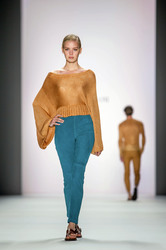 Shai Shalom Fashion Show auf der Mercedes-Benz Fashion Week Spring/Summer 2016