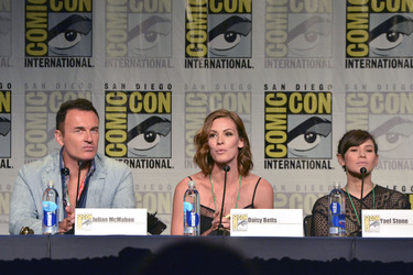 Panel zu 'Childhood's End' auf der San Diego Comic-Con International 2015