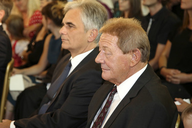 Verleihung des Großen Ehrenzeichens der Republik Österreich an Wolfgang Ambros in Wien