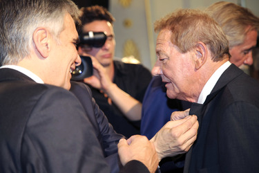 Verleihung des Großen Ehrenzeichens der Republik Österreich an Wolfgang Ambros in Wien