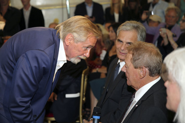 Verleihung des Großen Ehrenzeichens der Republik Österreich an Wolfgang Ambros in Wien