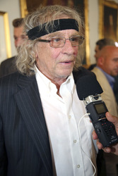 Verleihung des Großen Ehrenzeichens der Republik Österreich an Wolfgang Ambros in Wien