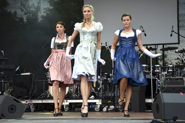 Angermaier Trachtenmodenschau in München