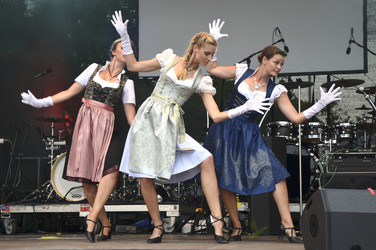 Angermaier Trachtenmodenschau in München