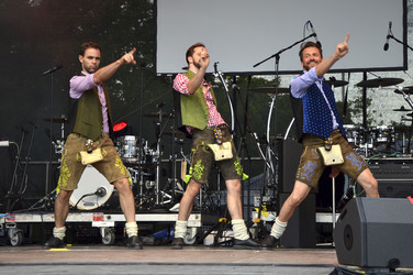 Angermaier Trachtenmodenschau in München