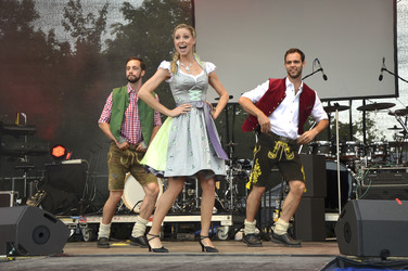 Angermaier Trachtenmodenschau in München