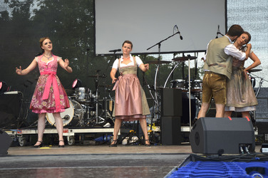 Angermaier Trachtenmodenschau in München