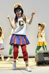 Auftritt von Crayon Pop Perform in Kawasaki