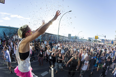 Techno-Demo 'Zug der Liebe' in Berlin