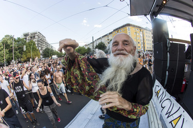 Techno-Demo 'Zug der Liebe' in Berlin