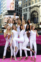 Launch der 'Body By Victoria's Secret' Kampagne