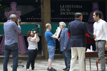 Maßnehmen von Placido Domingo im Wachsmuseum von Madrid
