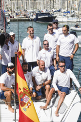 Felipe VI. von Spanien besucht die Aifos Crew in Palma de Mallorca