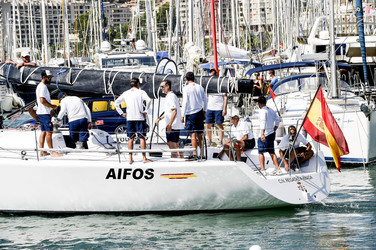 Felipe VI. von Spanien besucht die Aifos Crew in Palma de Mallorca