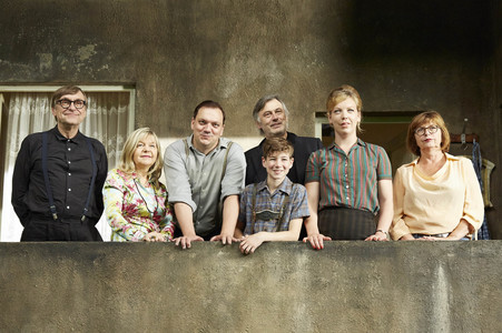 Adolf Winkelmann, Barbara Buhl, Charly Hübner, Oscar Brose, Michael Smeaton, Lina Beckmann, Christiane Schaefer