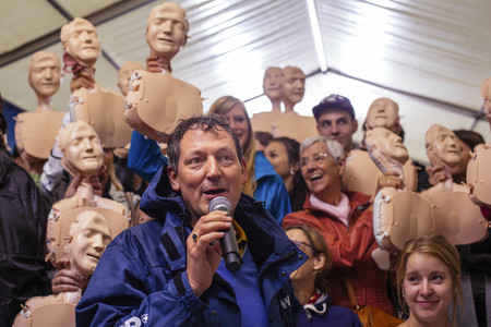 Erste-Hilfe-Aktion für 'Hirschhausens Quiz des Menschen' in Köln