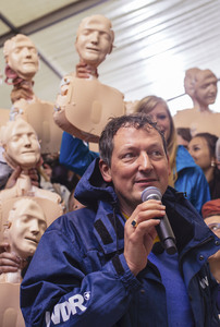 Erste-Hilfe-Aktion für 'Hirschhausens Quiz des Menschen' in Köln