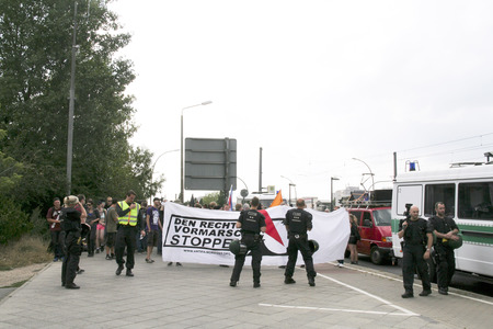 Tag der offen Tür im bezugsfertigen Containerdorf in Berlin-Wartenberg