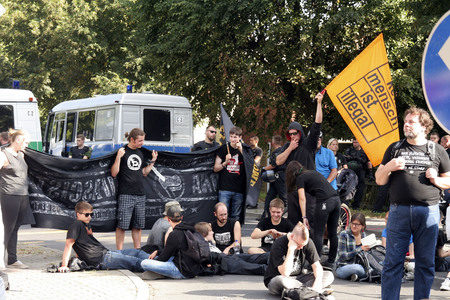 Tag der offen Tür im bezugsfertigen Containerdorf in Berlin-Wartenberg